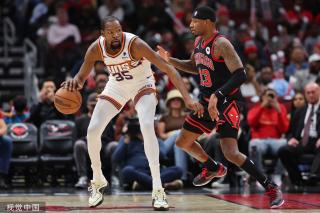 被外界尊称 被外界尊称